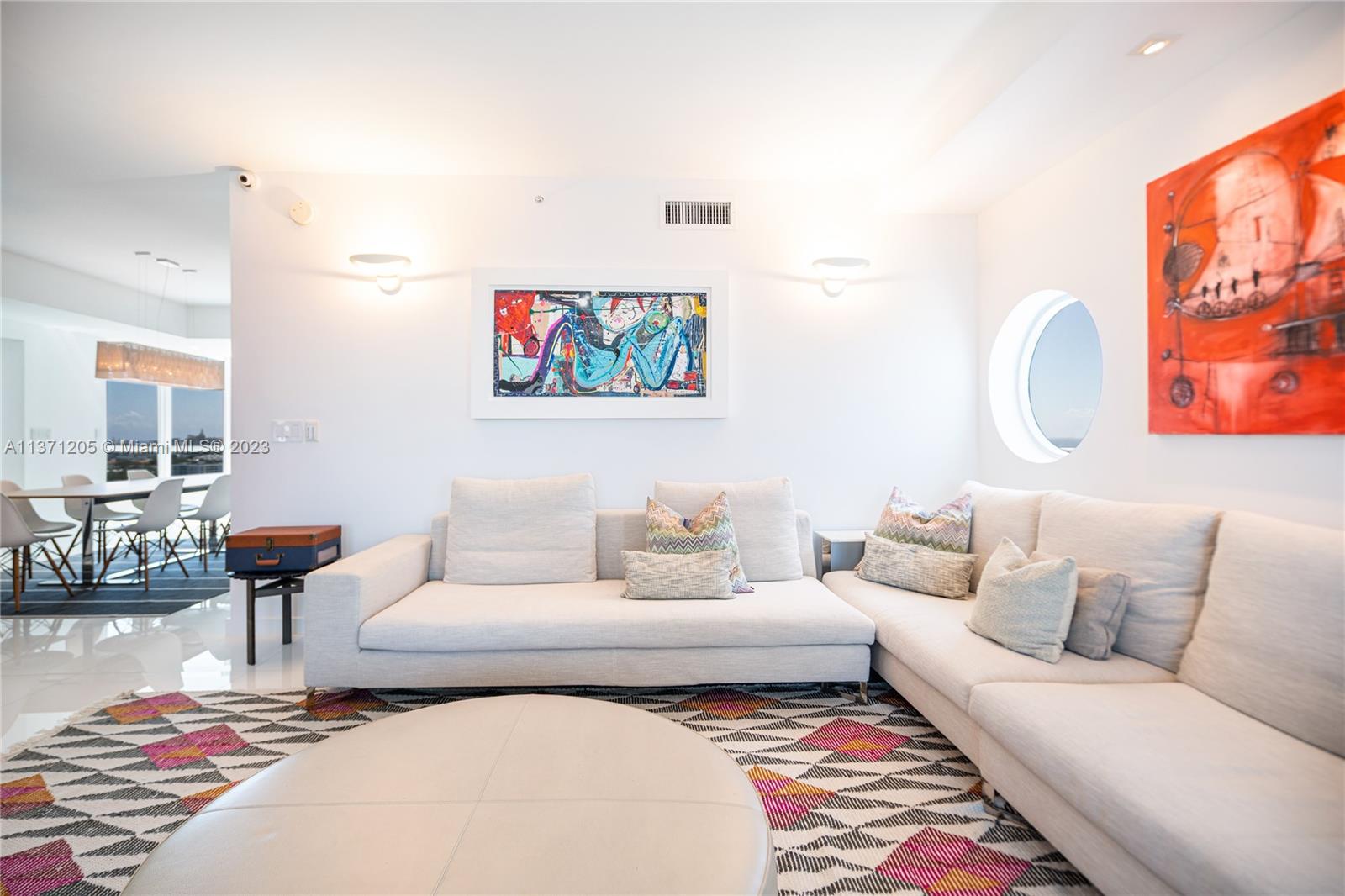 THE BENTLEY BAY CONDO - Residential