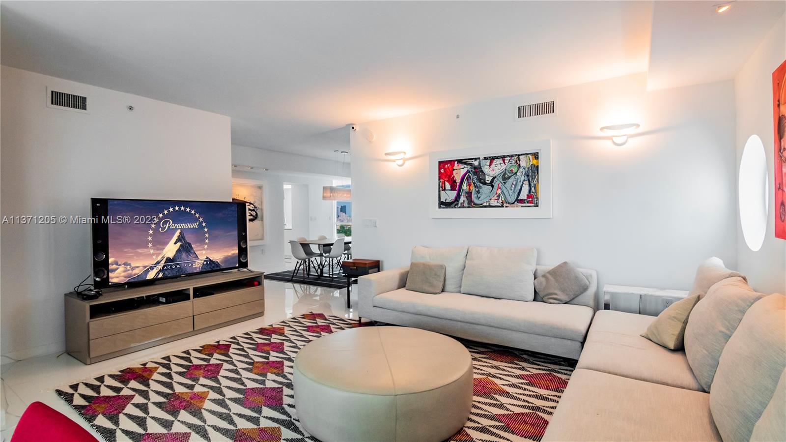 THE BENTLEY BAY CONDO - Residential