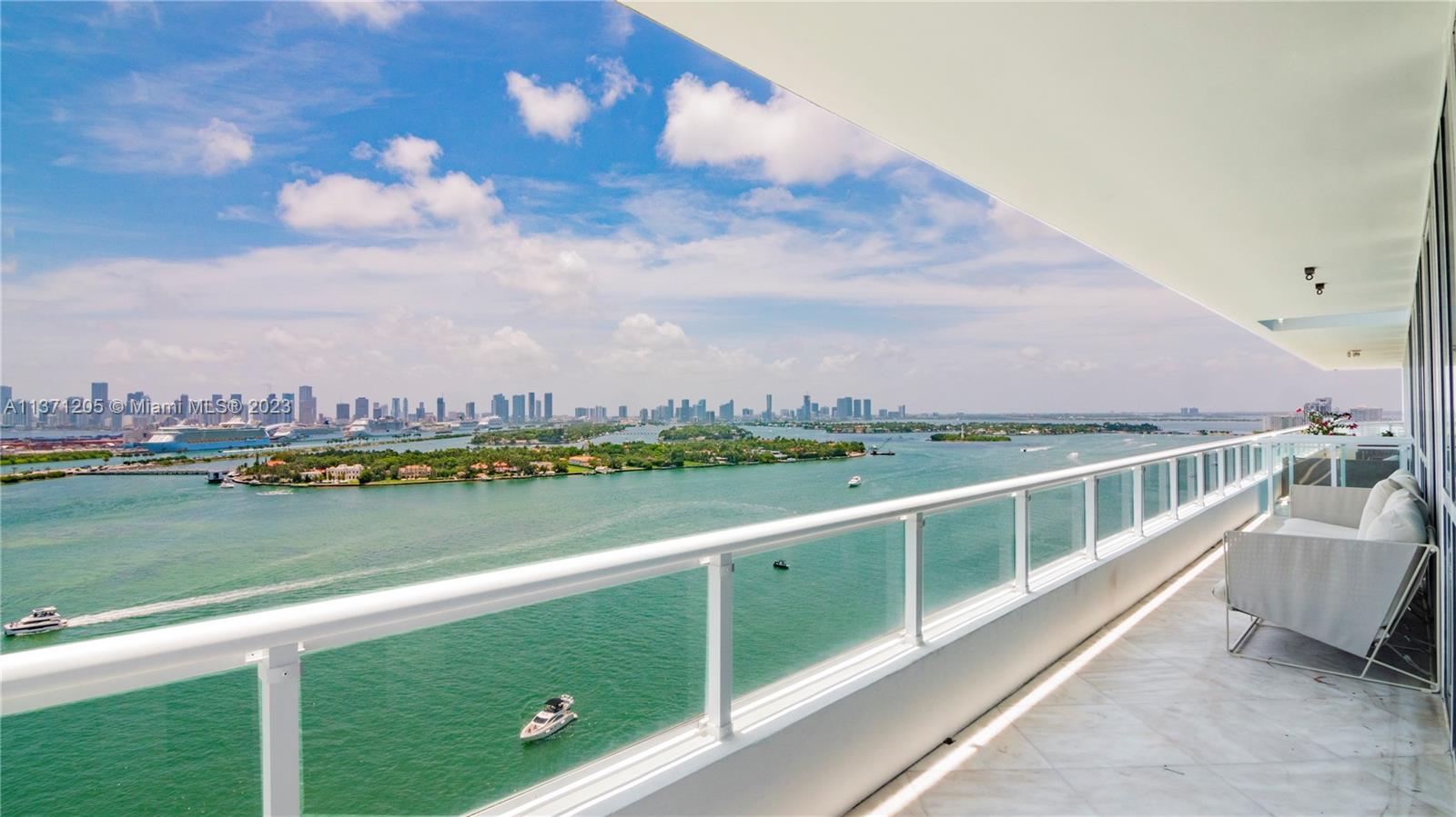 THE BENTLEY BAY CONDO - Residential