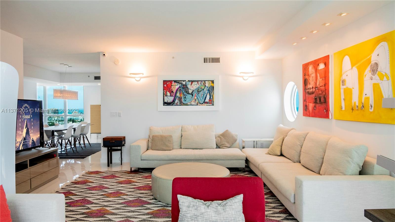 THE BENTLEY BAY CONDO - Residential