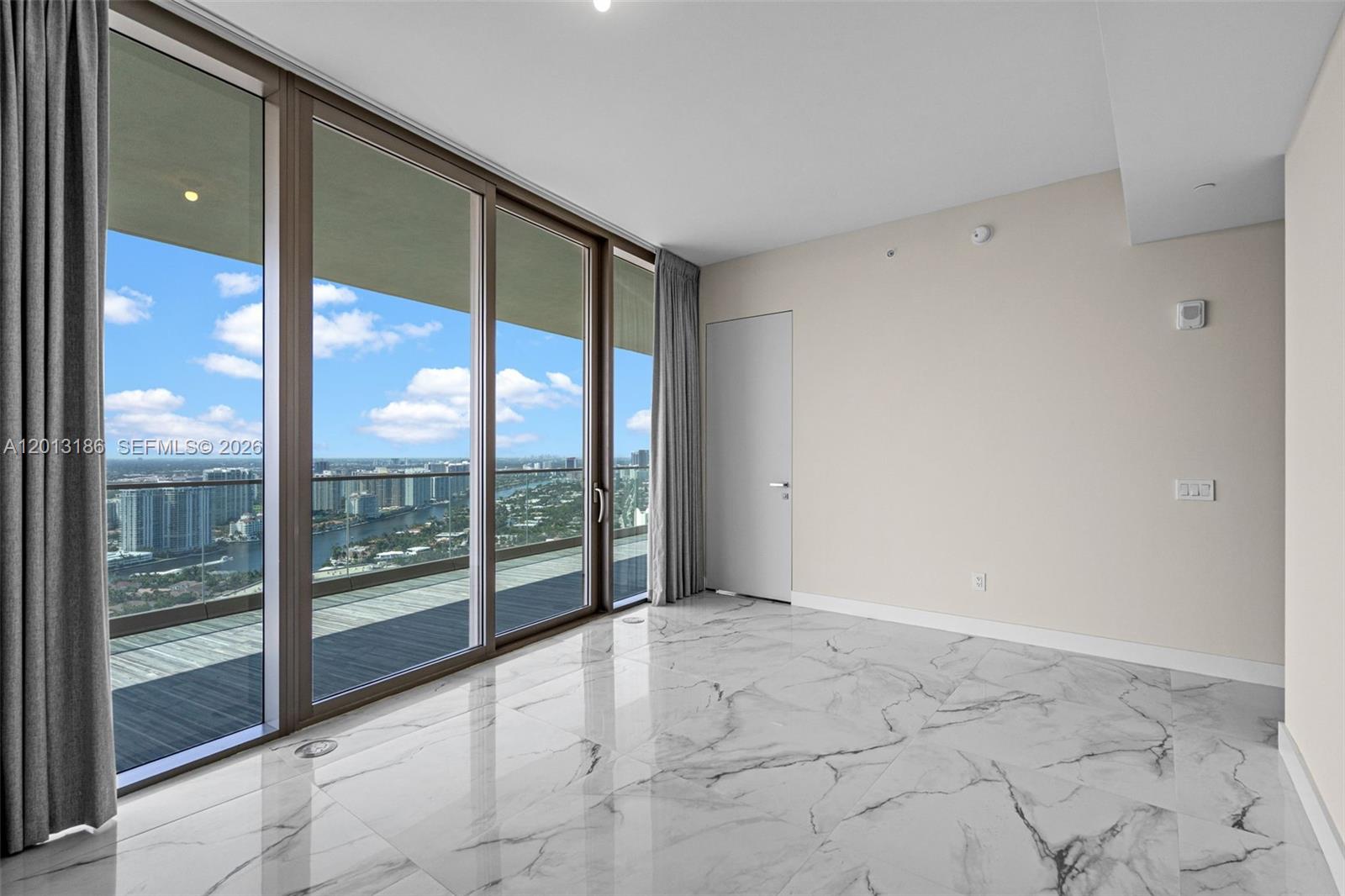 18975 COLLINS CONDO - Residential