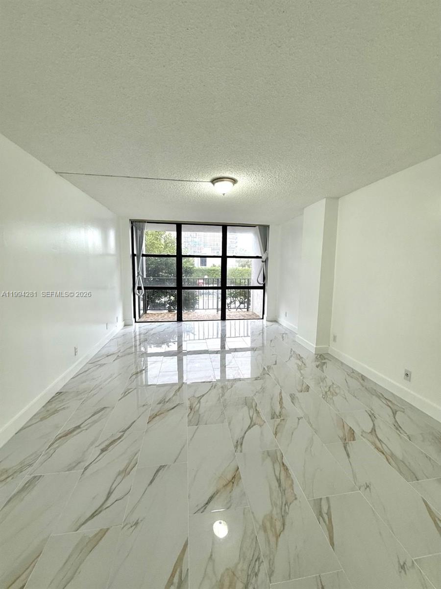 OCEANVIEW PARK CONDO - Residential Lease