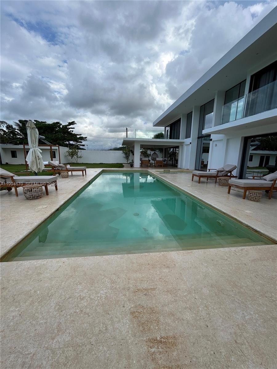 El Cosón - Residential