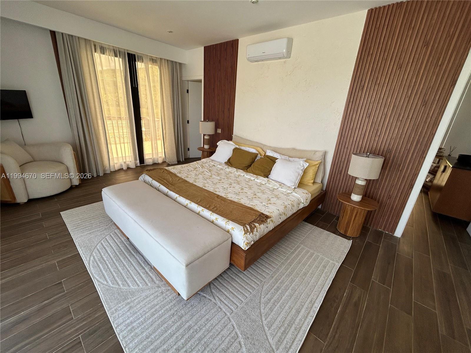 El Cosón - Residential