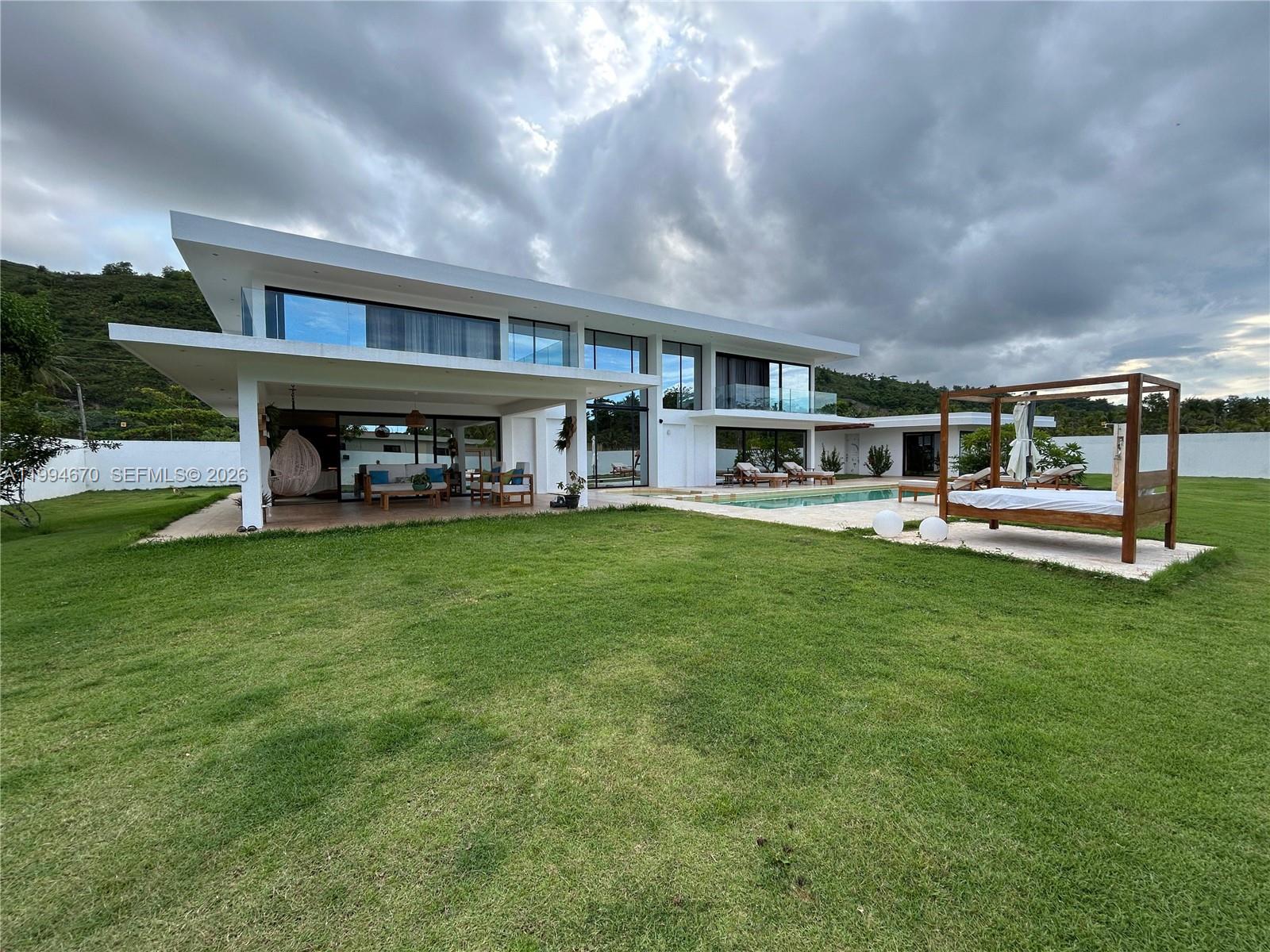 El Cosón - Residential