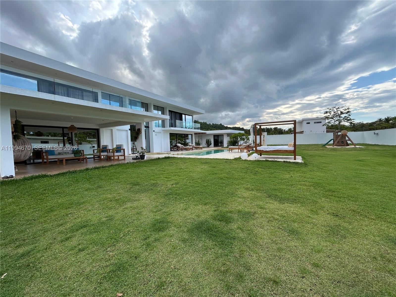 El Cosón - Residential