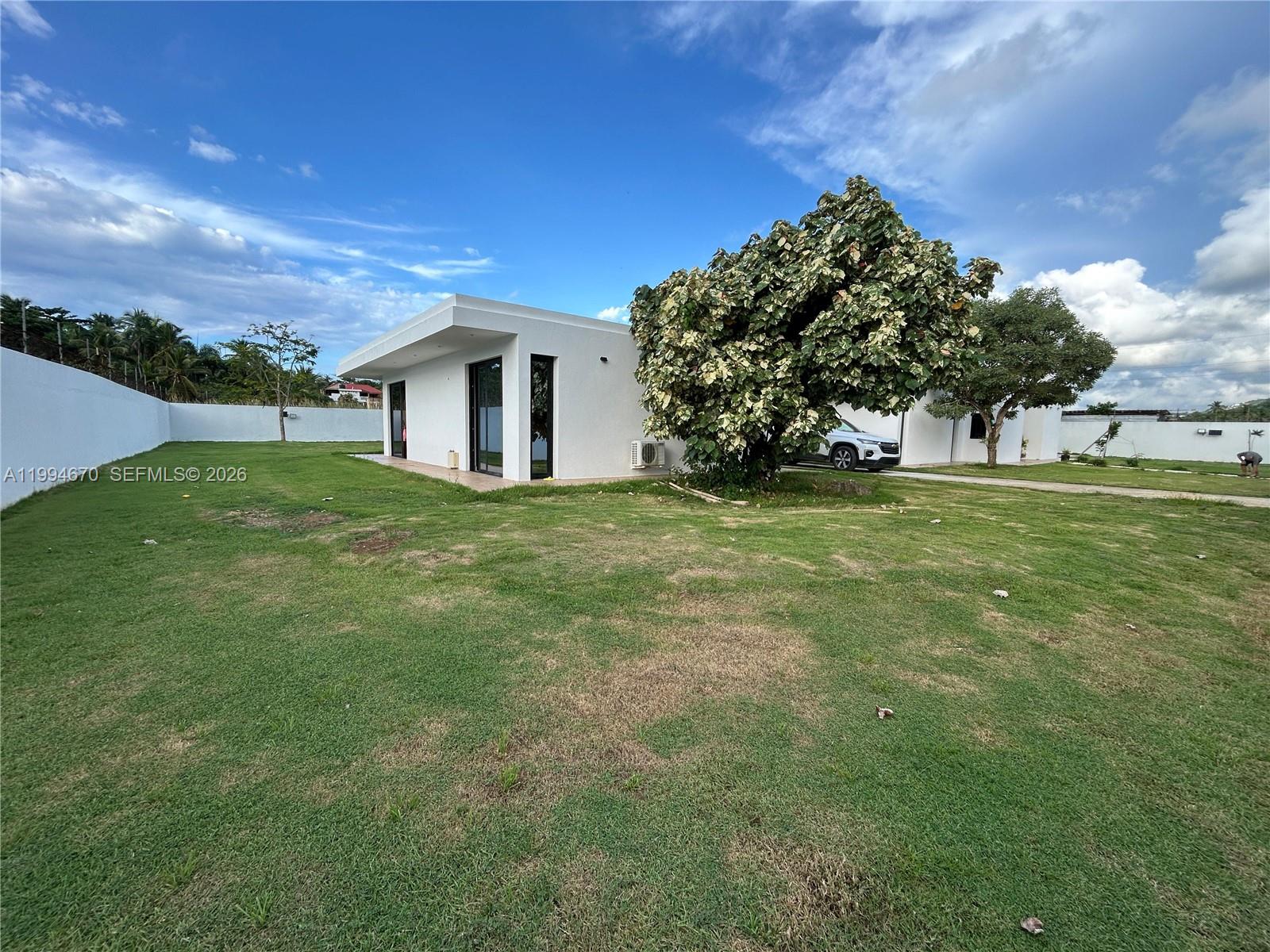 El Cosón - Residential