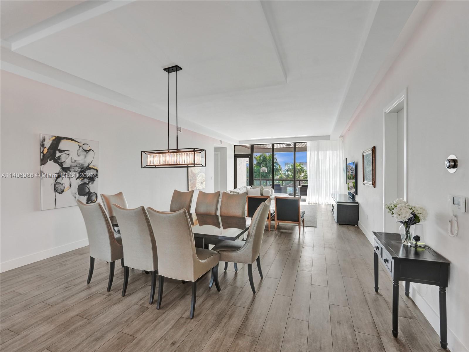 AQUALUNA LAS OLAS CONDO - Residential