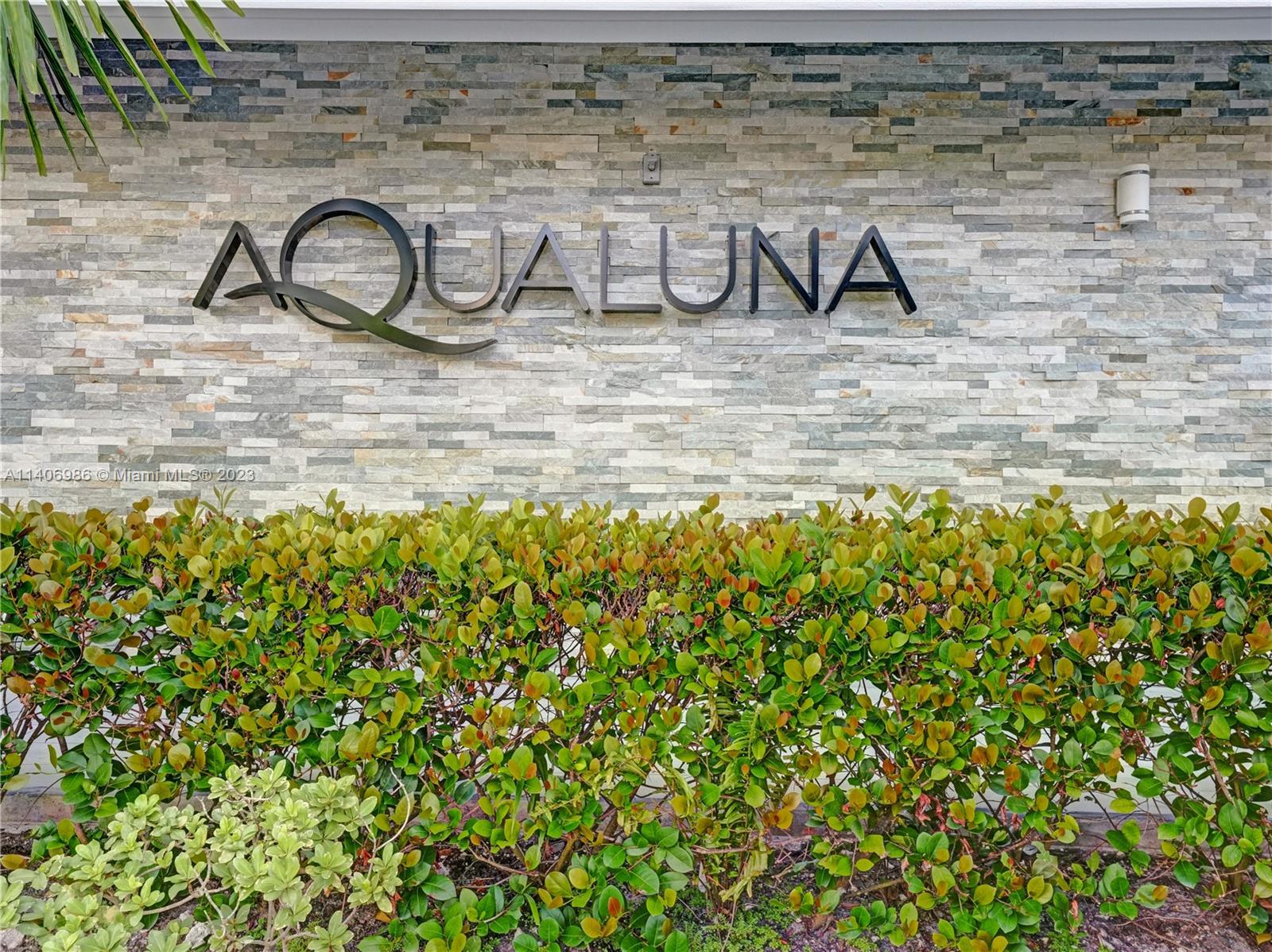 AQUALUNA LAS OLAS CONDO - Residential