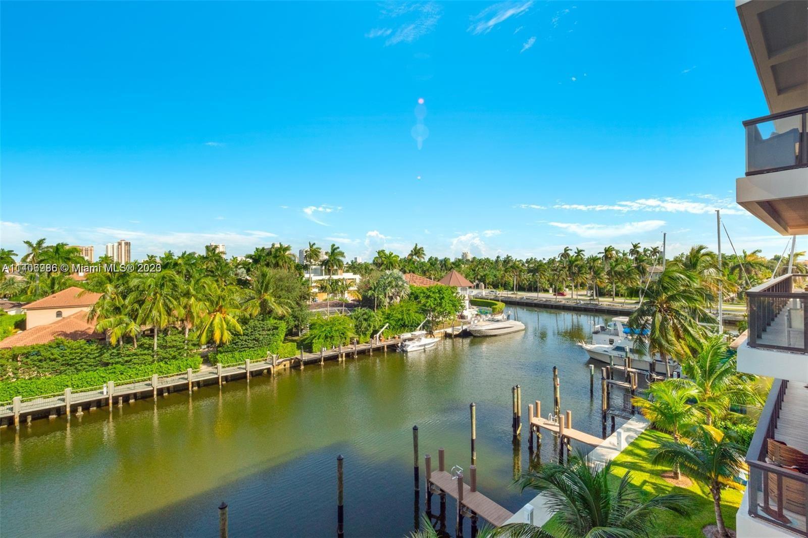 AQUALUNA LAS OLAS CONDO - Residential