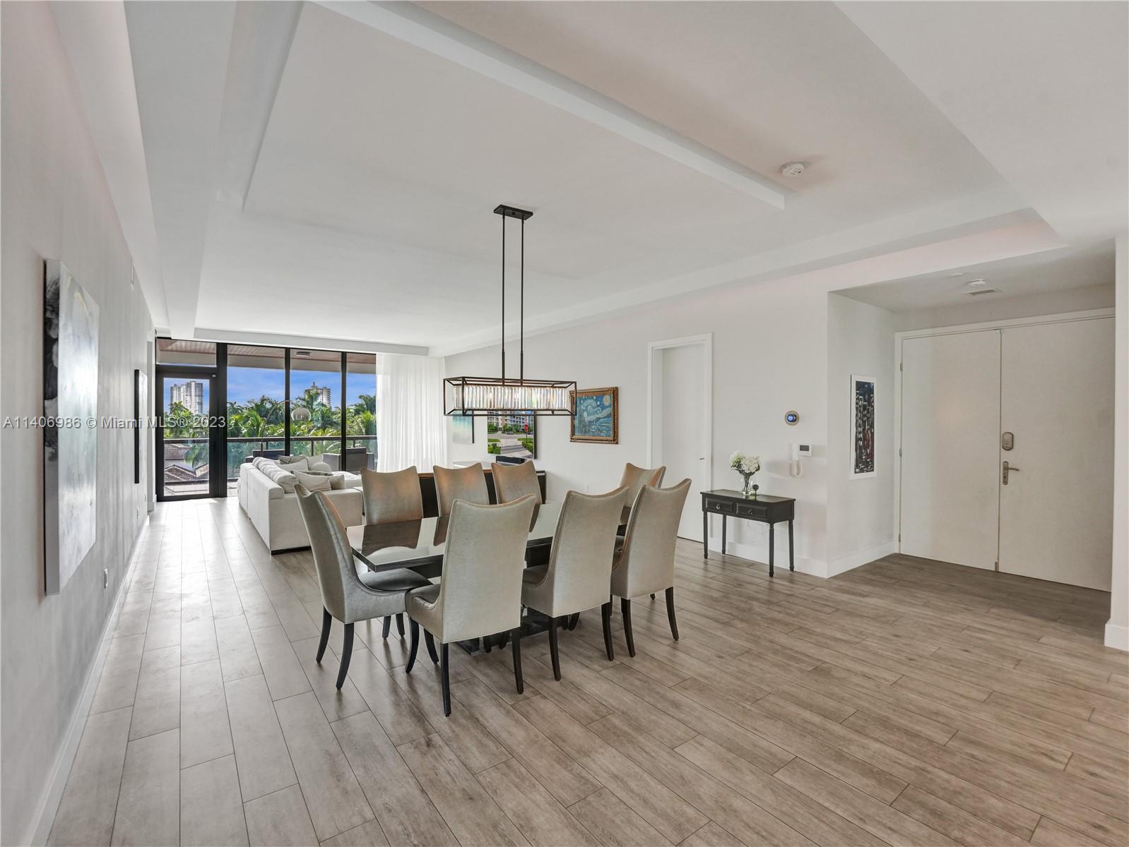 AQUALUNA LAS OLAS CONDO - Residential