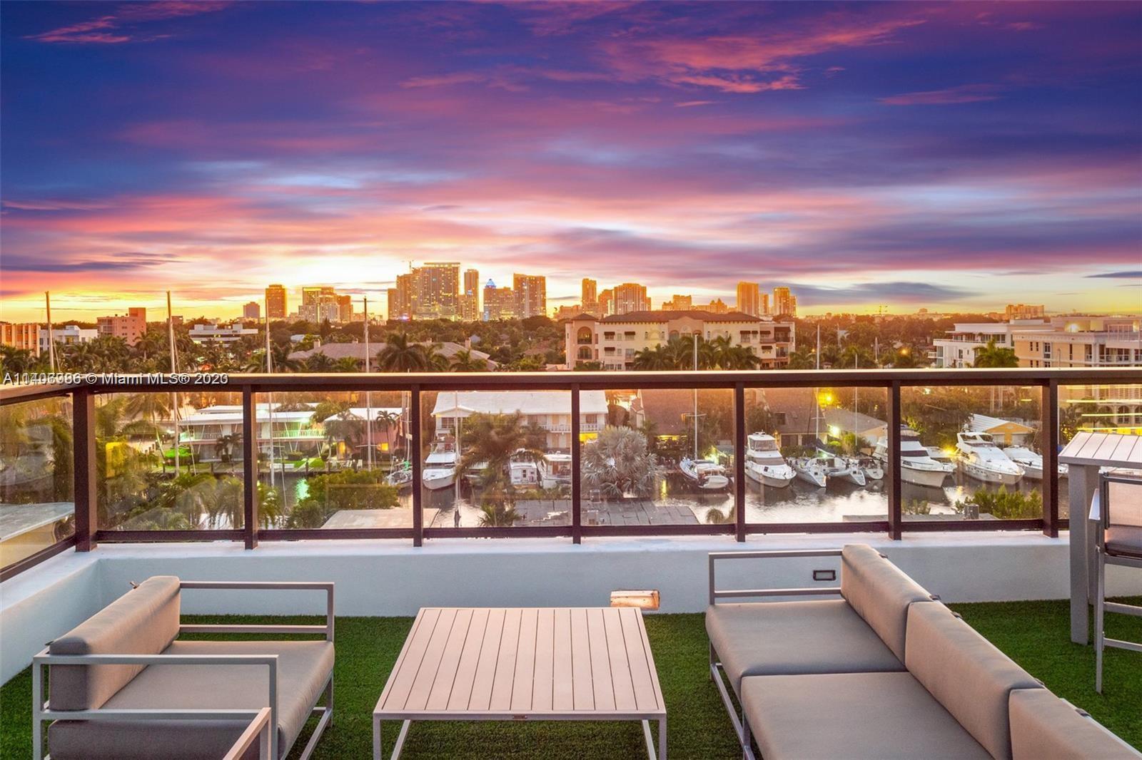 AQUALUNA LAS OLAS CONDO - Residential