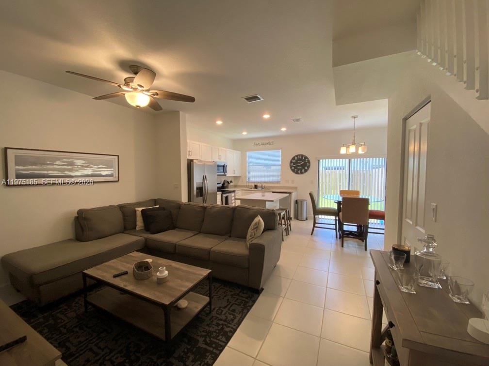 PINE ISLE - Residential