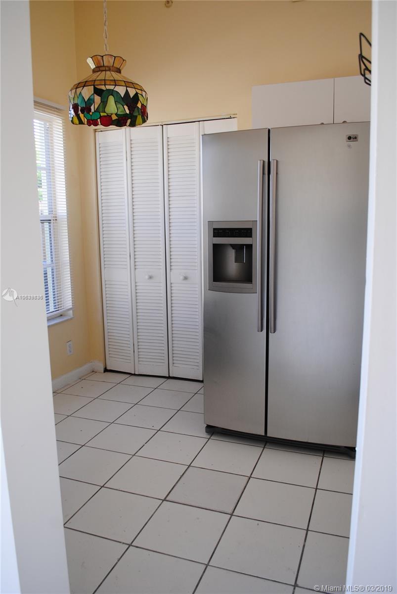 DEERWOOD PART IV - Residential Lease