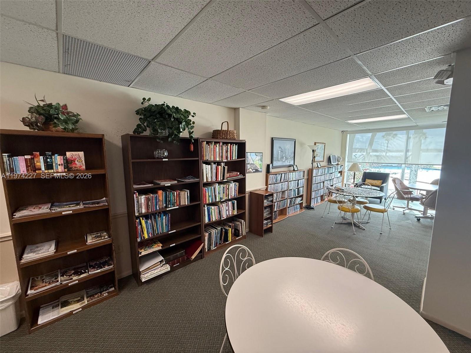 BAYSHORE BATH & TENNIS CLU - Residential