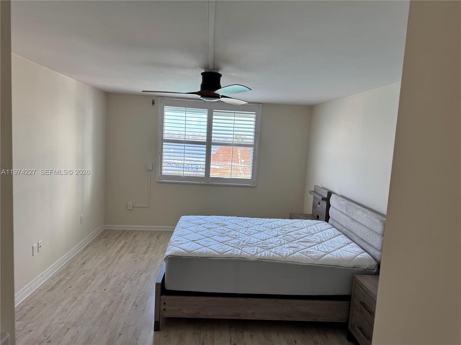 BAYSHORE BATH & TENNIS CLU - Residential