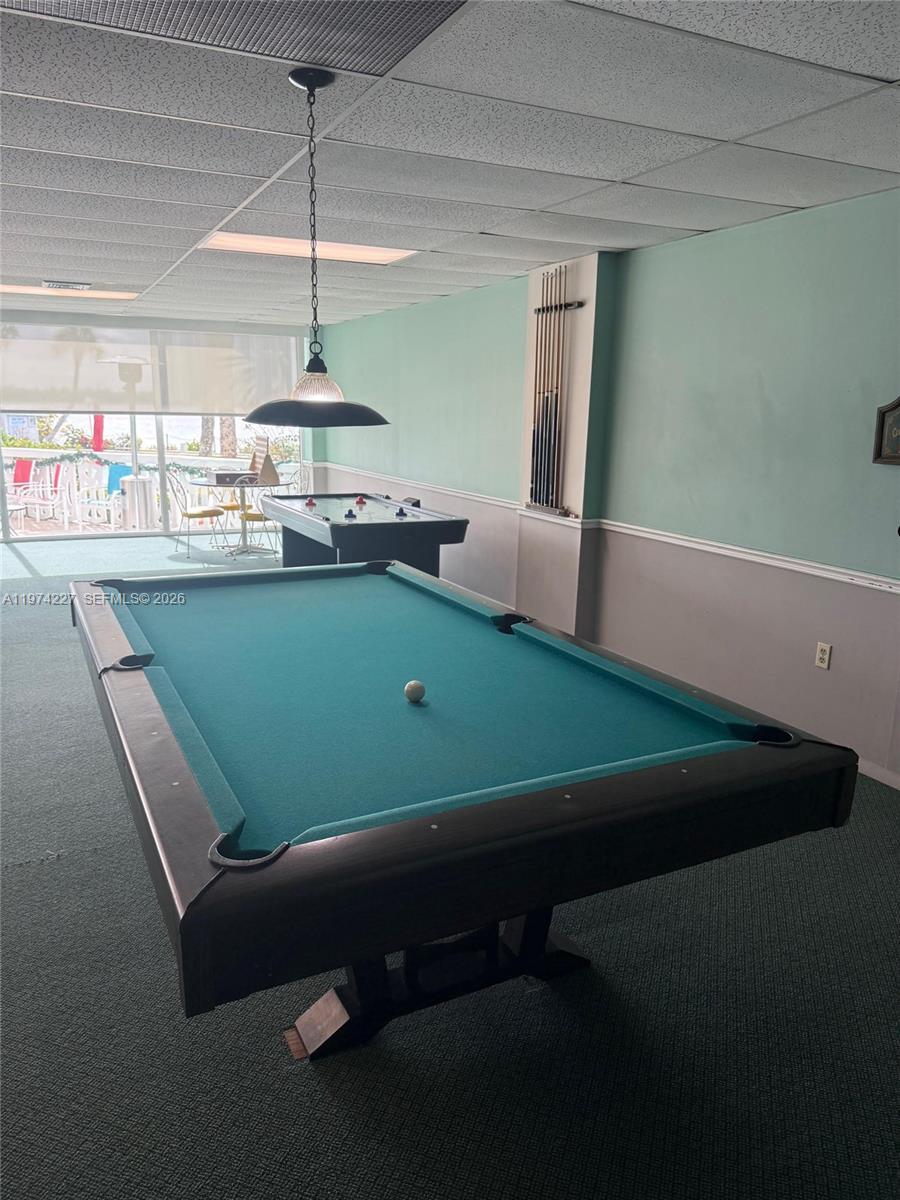 BAYSHORE BATH & TENNIS CLU - Residential