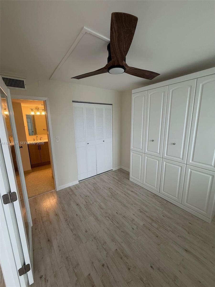 BAYSHORE BATH & TENNIS CLU - Residential