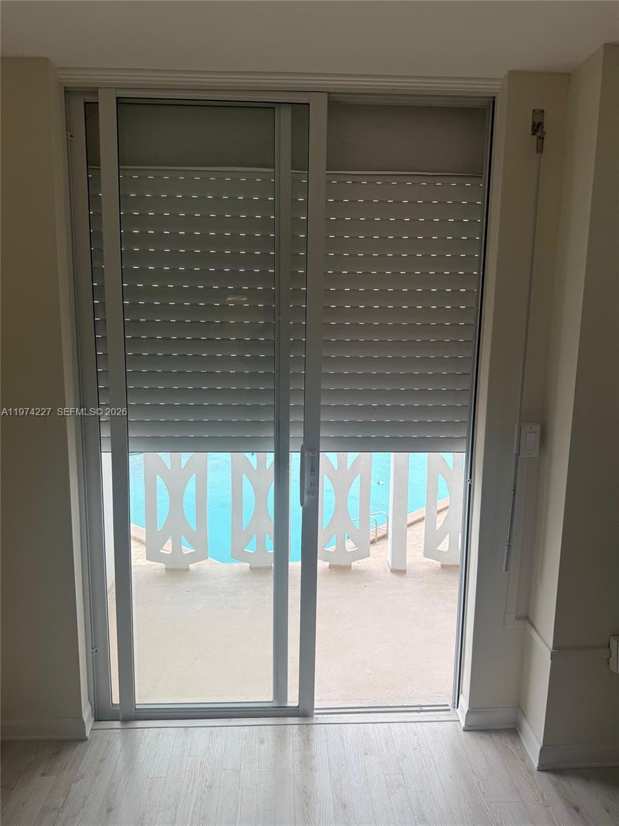 BAYSHORE BATH & TENNIS CLU - Residential