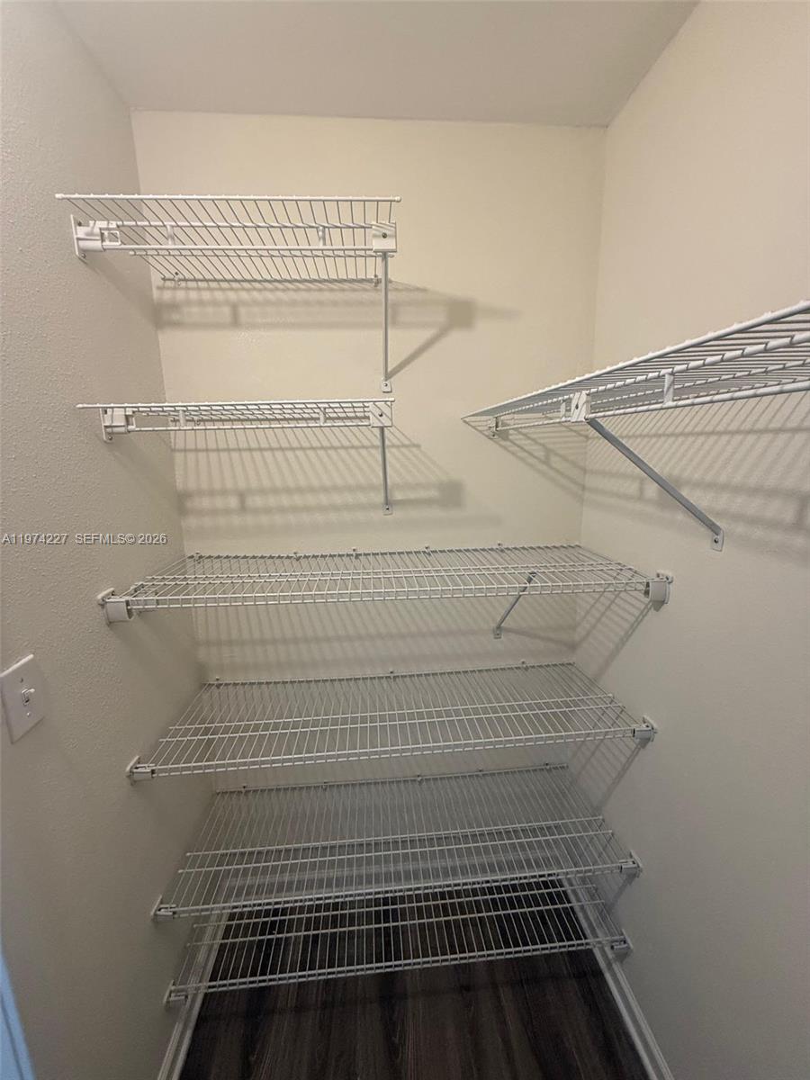 BAYSHORE BATH & TENNIS CLU - Residential