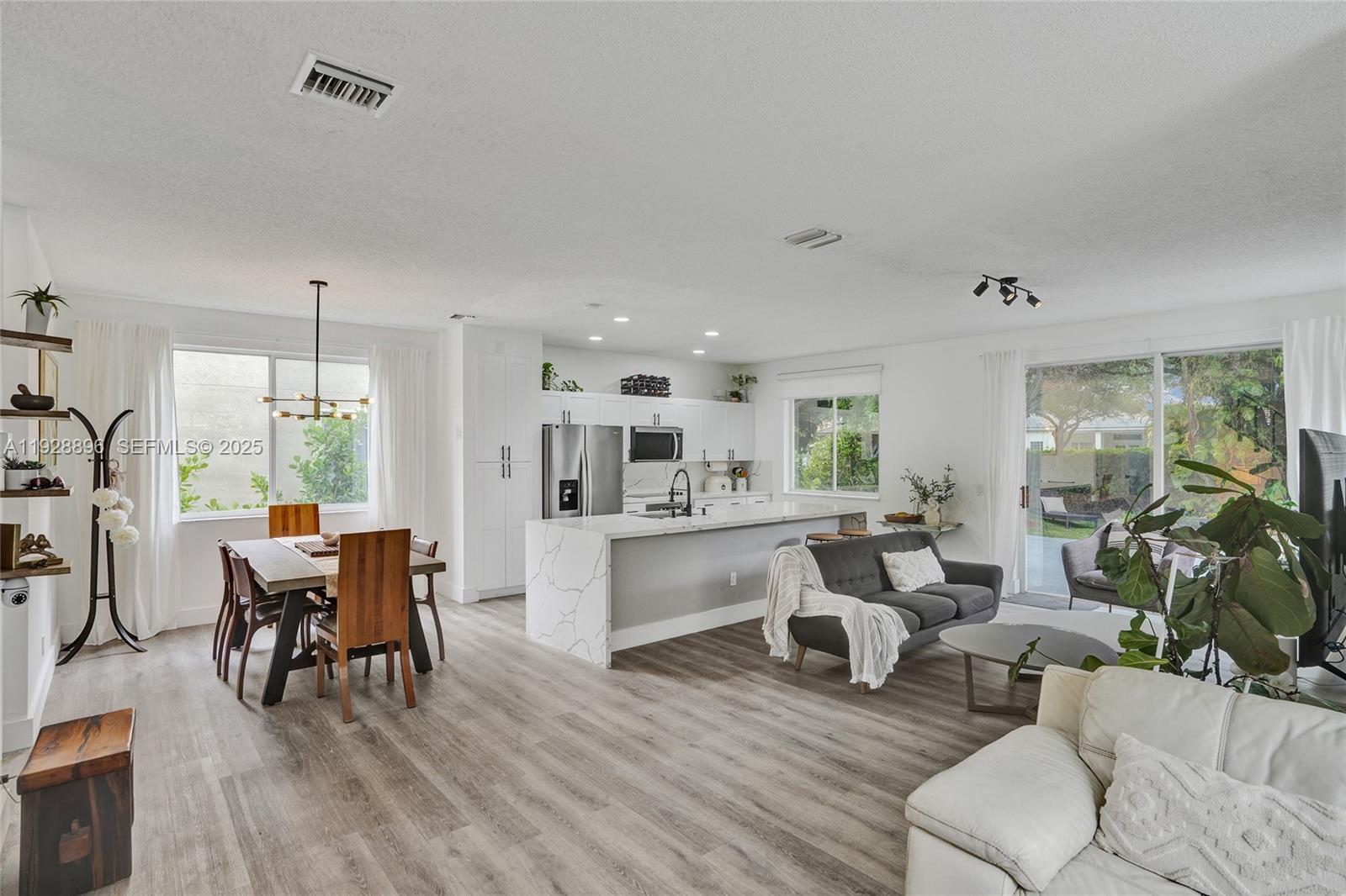 SECTOR 2-PARCELS 1 2 3 4 - Residential Lease