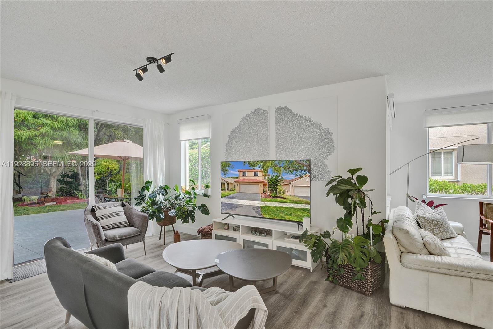 SECTOR 2-PARCELS 1 2 3 4 - Residential Lease