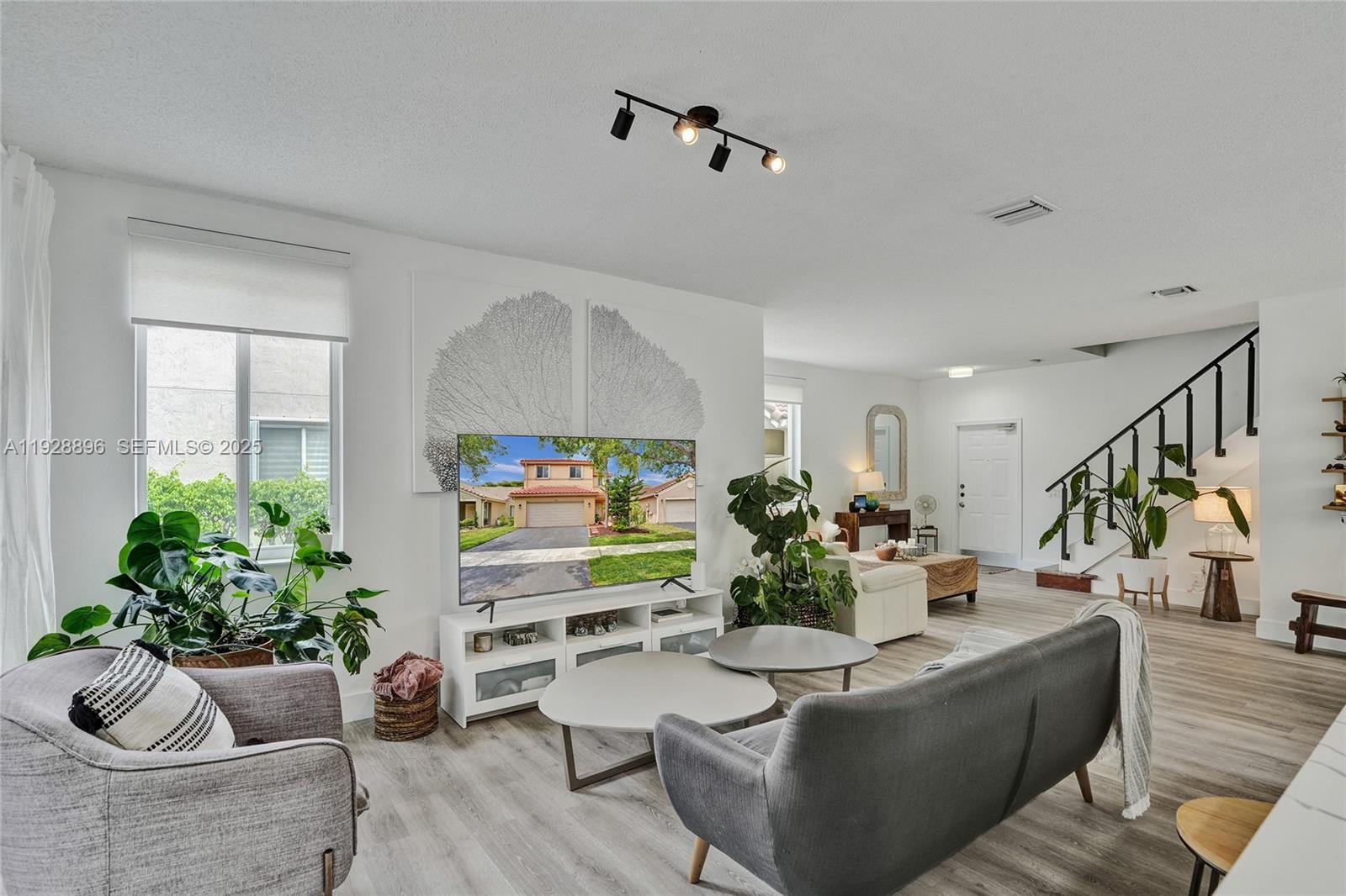 SECTOR 2-PARCELS 1 2 3 4 - Residential Lease