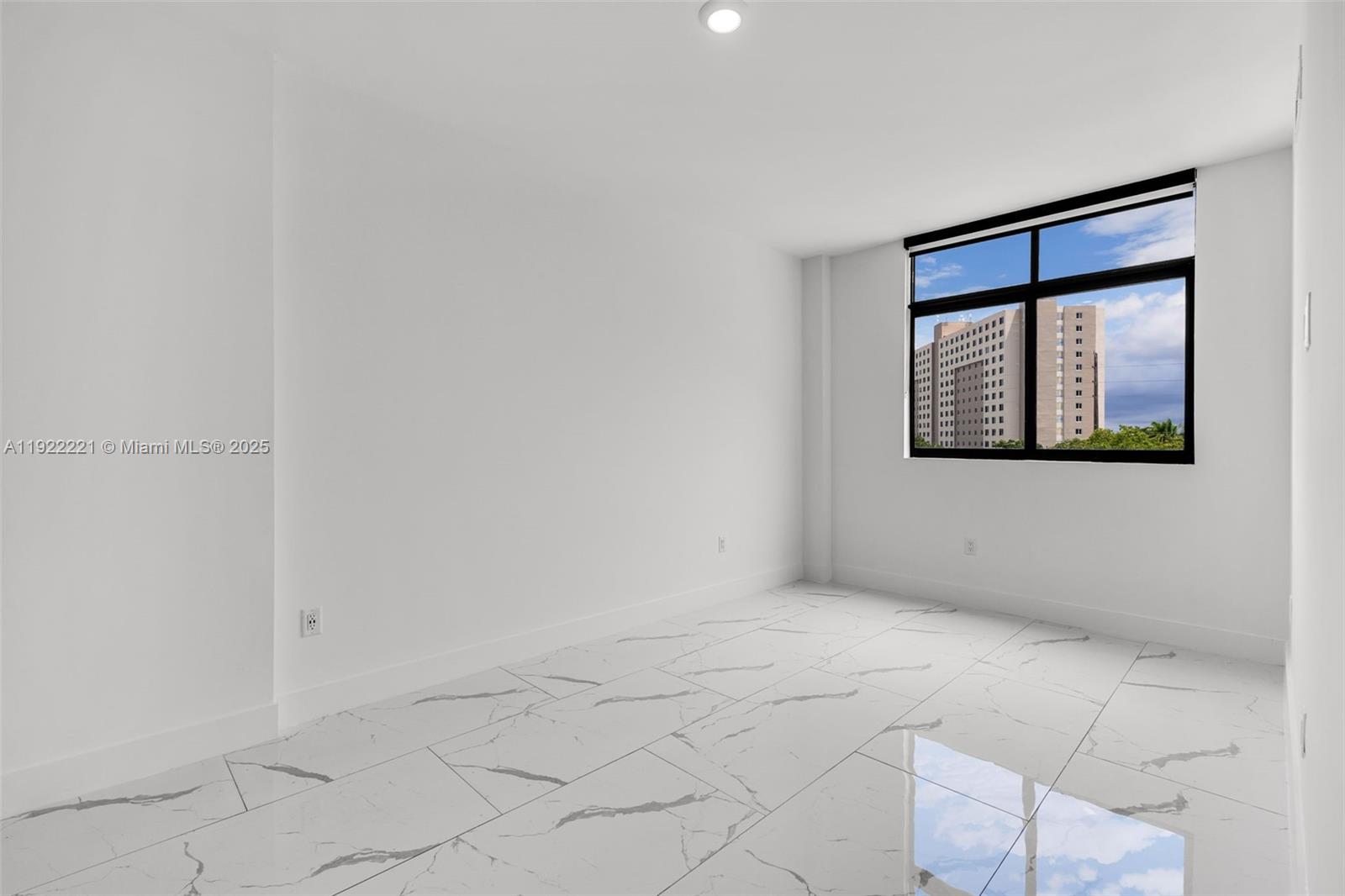 REV PL SEC 2 CC ESTATES - Residential Lease