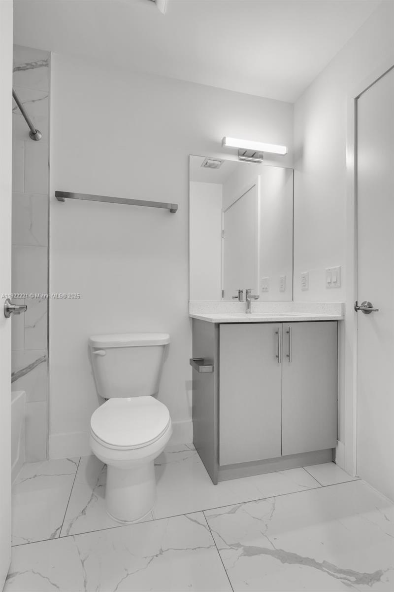 REV PL SEC 2 CC ESTATES - Residential Lease