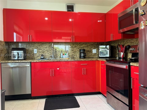 Photo of 13255 SW 7th Ct #401D, Pembroke Pines, FL 33027 (MLS # A12046281)
