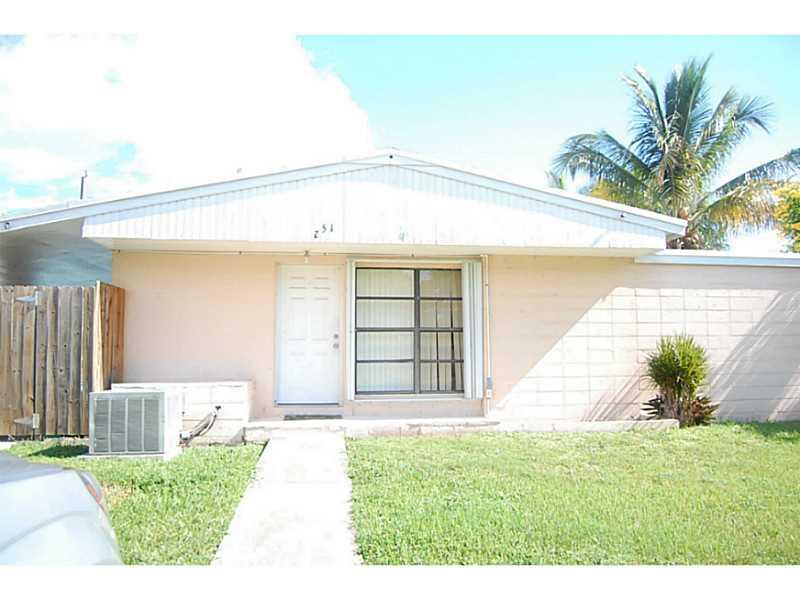 4 & 9 56 40 CUTLER RIDGE - Residential