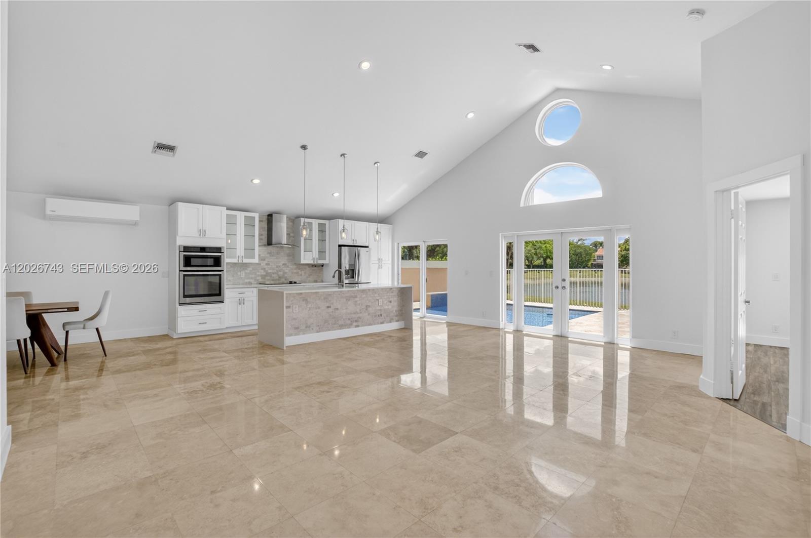 PALMETTO PARK WOODS - Residential