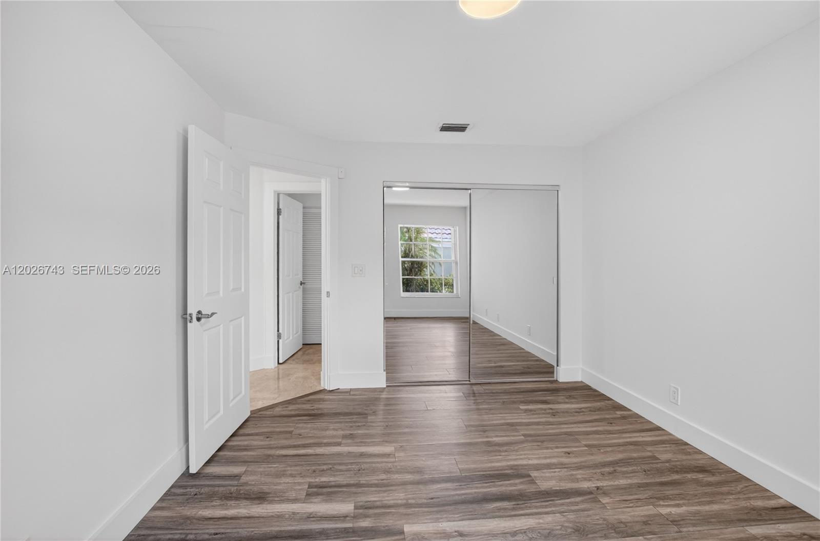 PALMETTO PARK WOODS - Residential