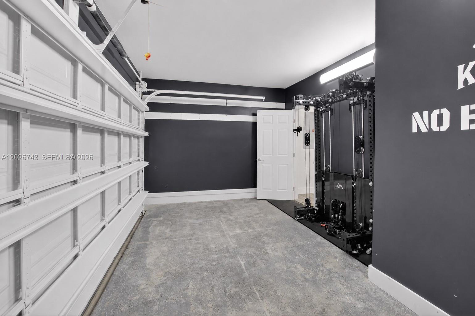 PALMETTO PARK WOODS - Residential