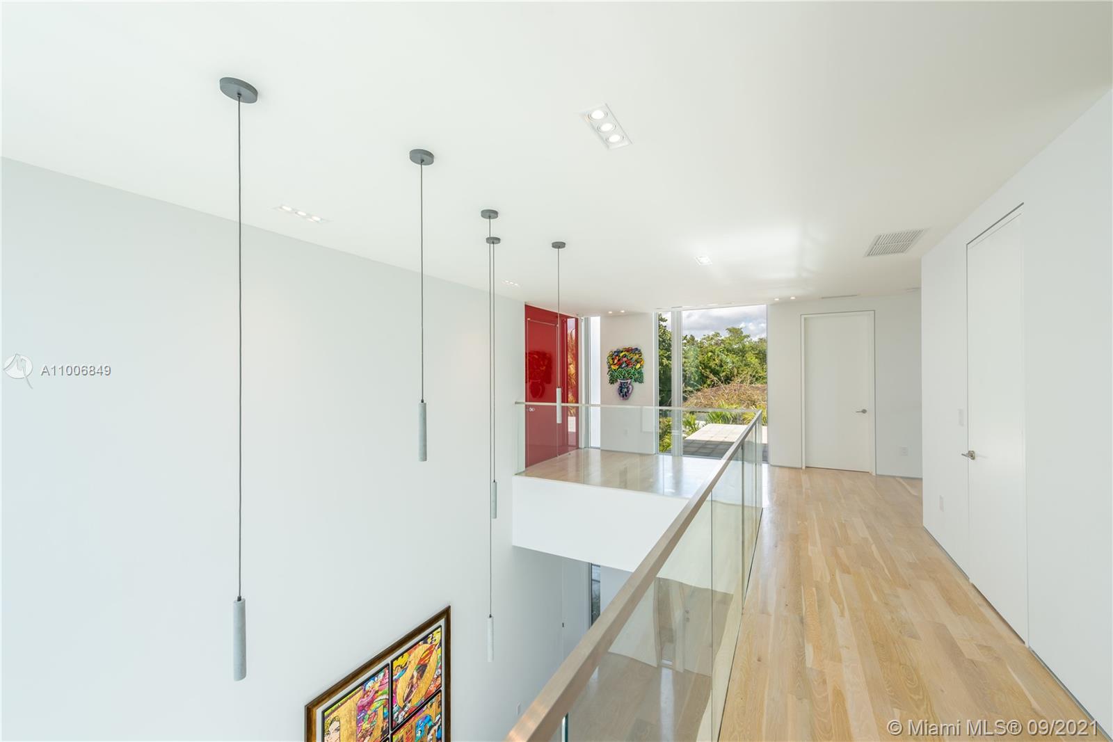 BAY HEIGHTS - Residential