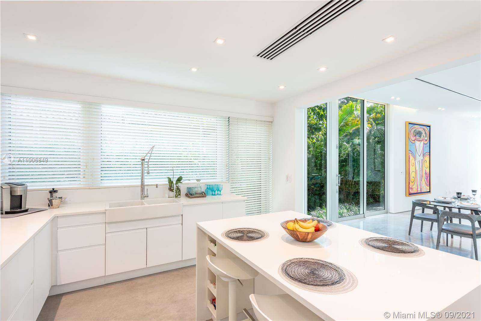 BAY HEIGHTS - Residential