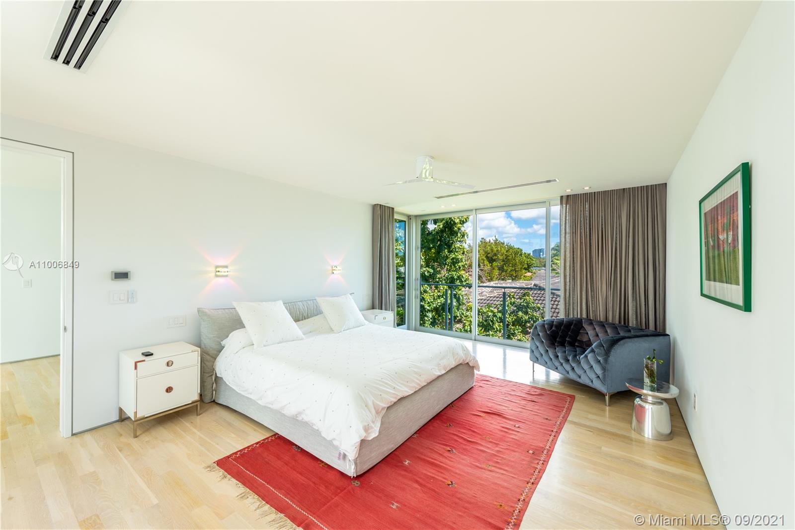 BAY HEIGHTS - Residential