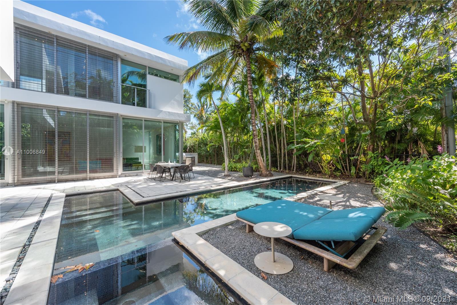 BAY HEIGHTS - Residential