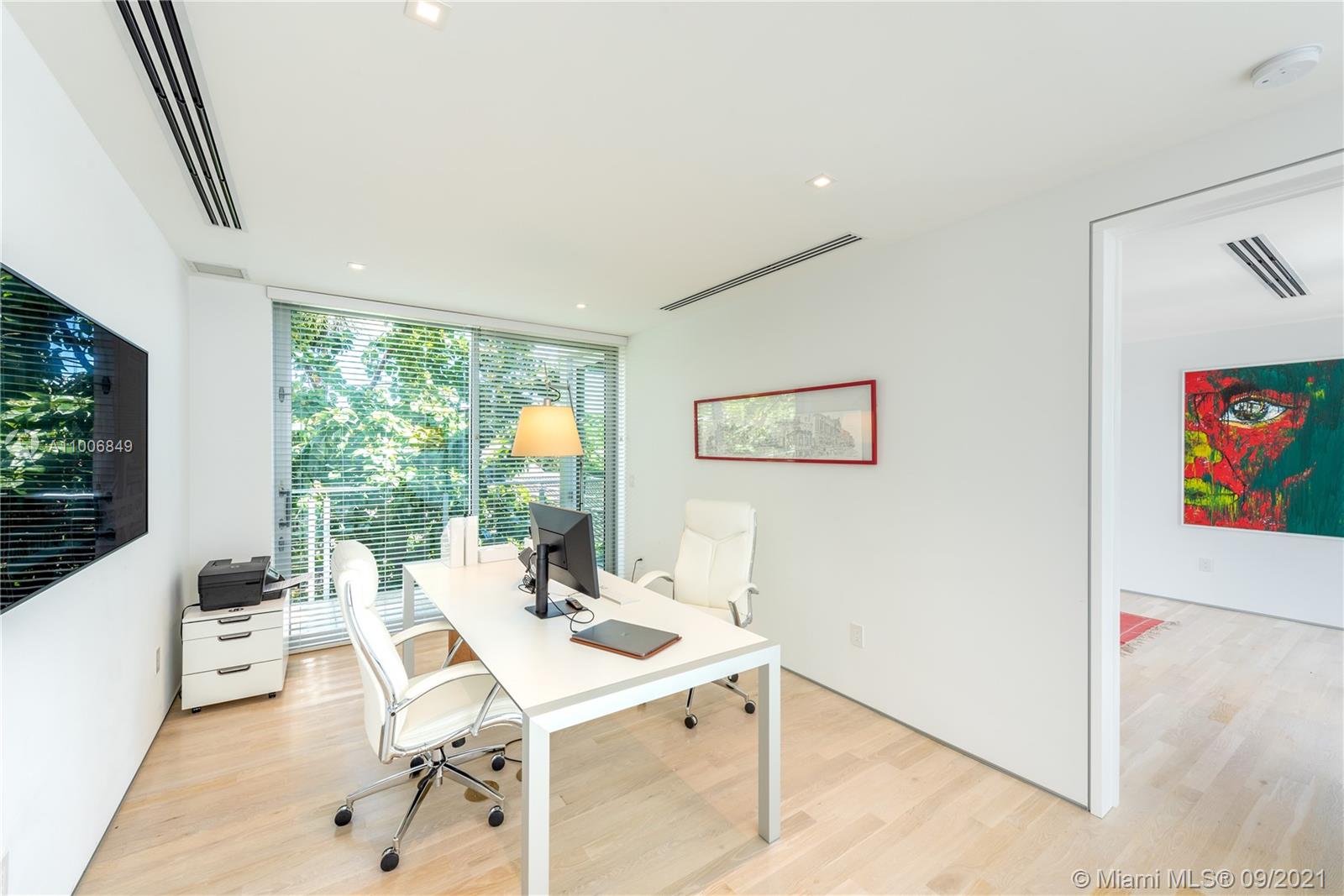 BAY HEIGHTS - Residential