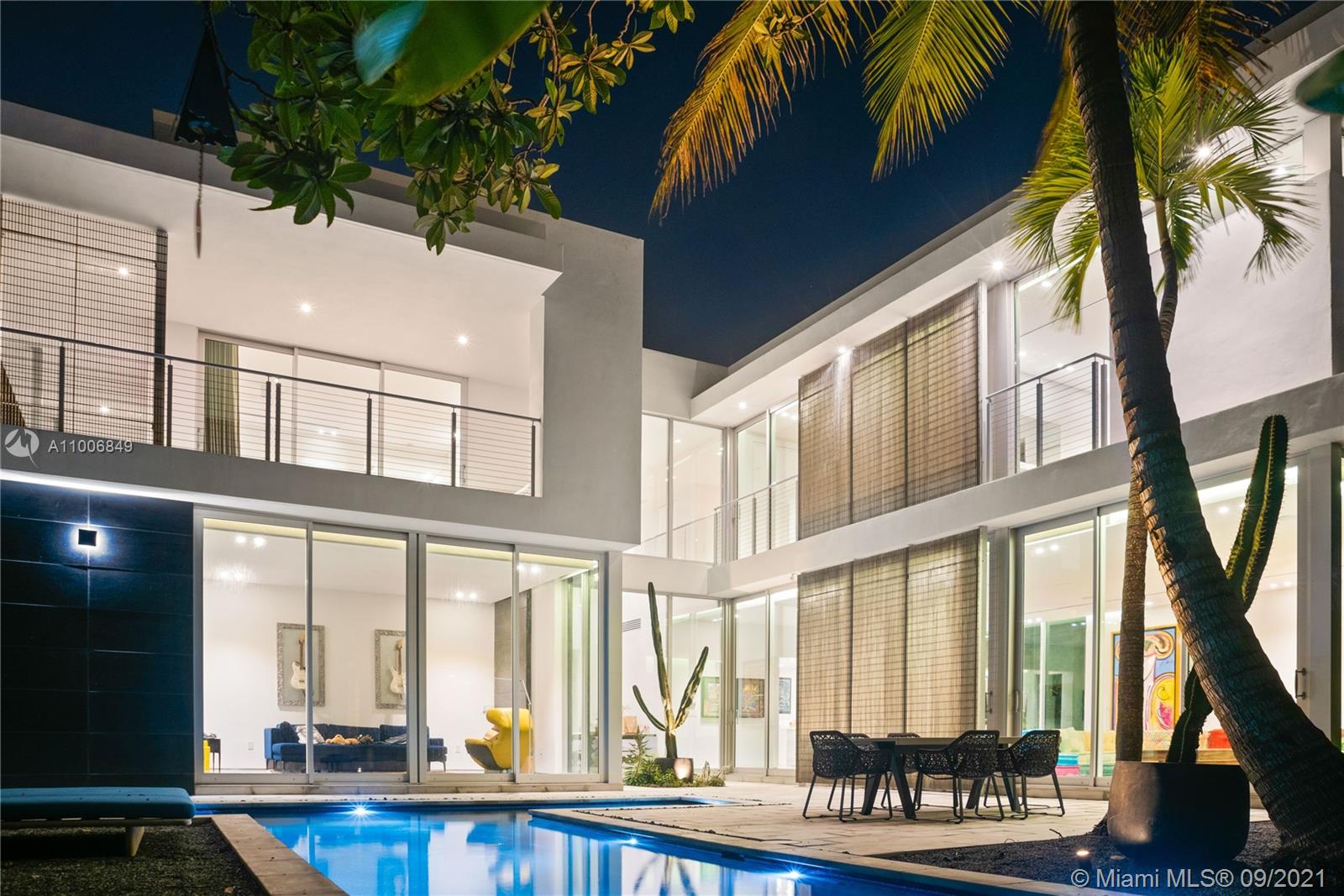 BAY HEIGHTS - Residential