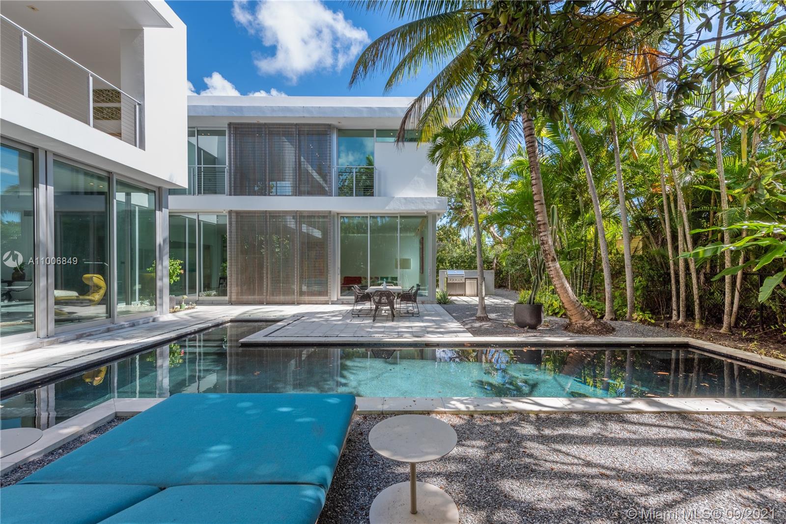 BAY HEIGHTS - Residential