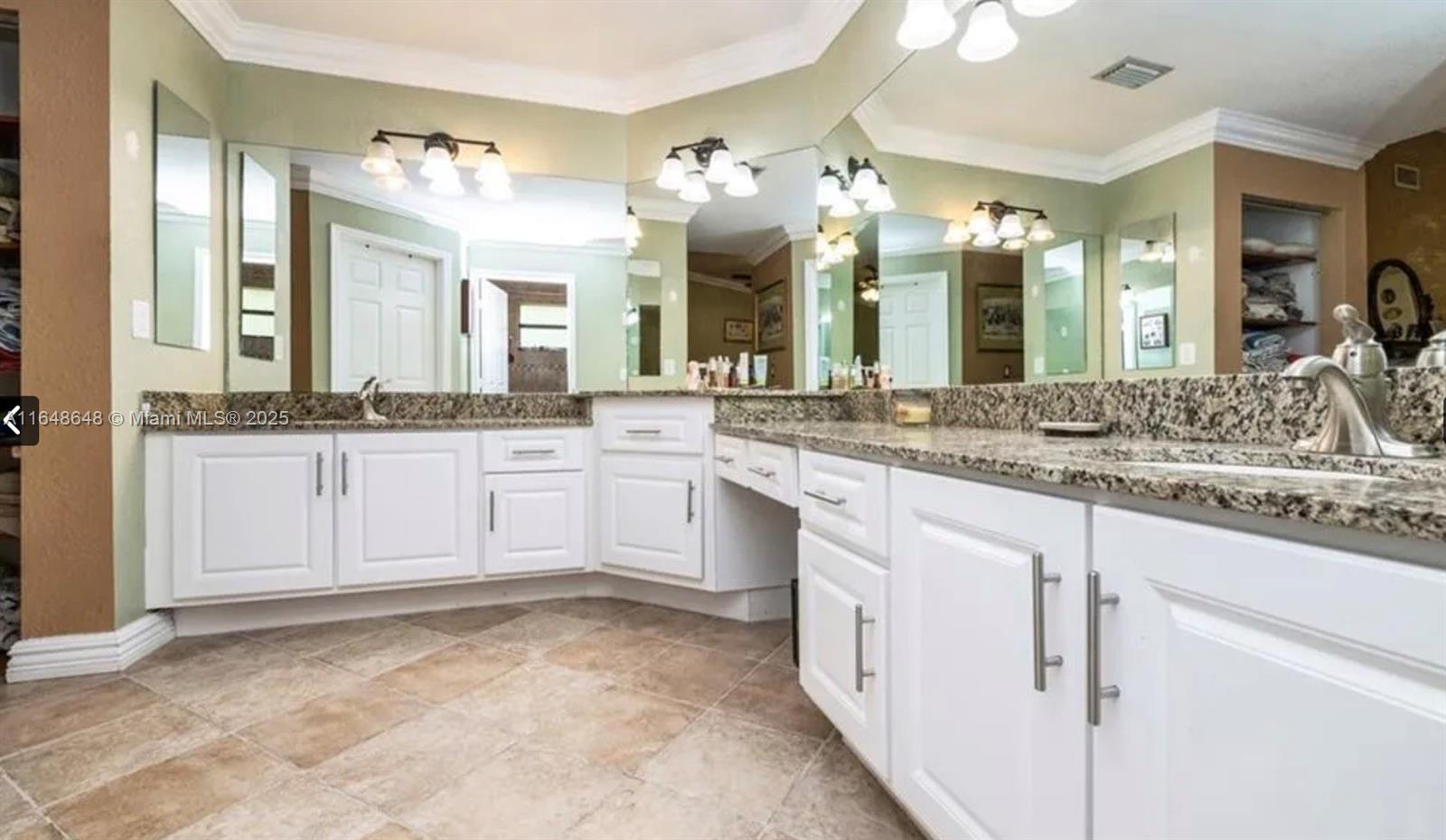 Vineyard of Plantation - Residential