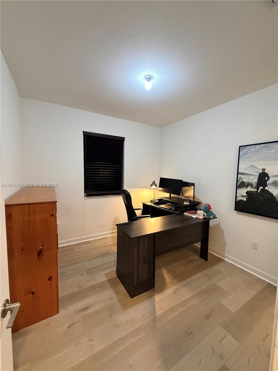 RESERVE AT EDGEWOOD - Residential Lease