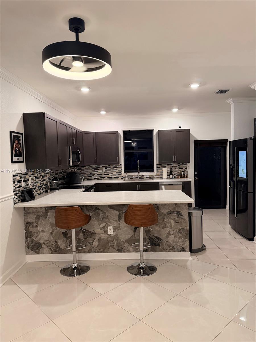 RESERVE AT EDGEWOOD - Residential Lease