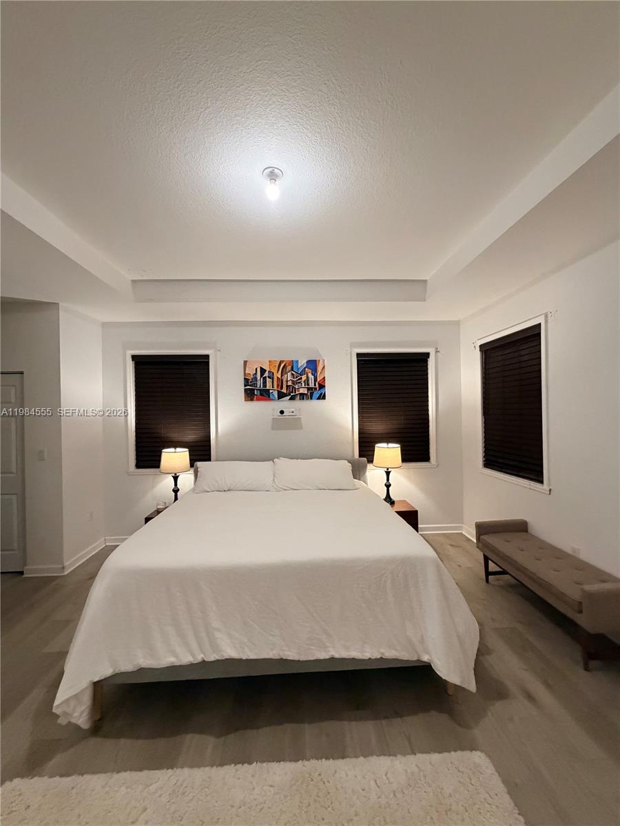 RESERVE AT EDGEWOOD - Residential Lease