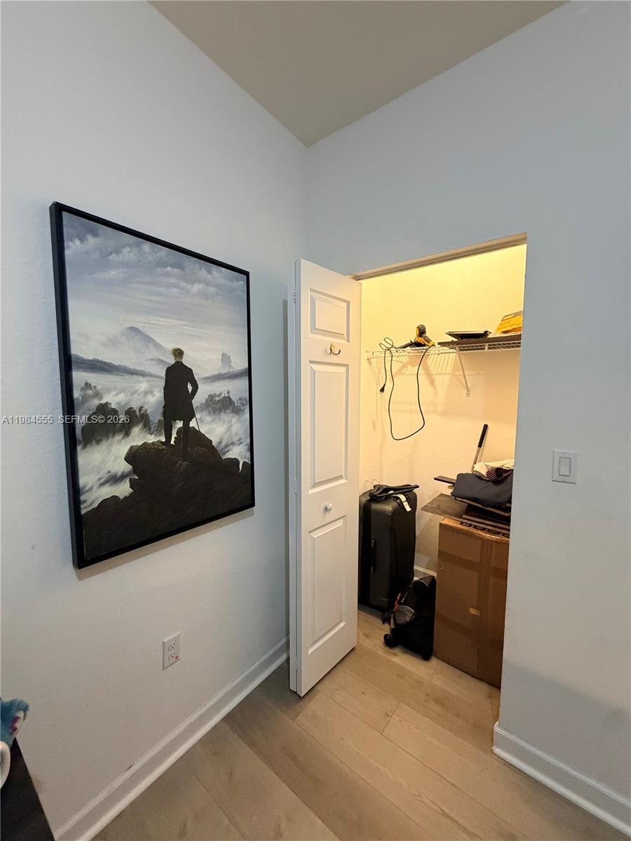 RESERVE AT EDGEWOOD - Residential Lease