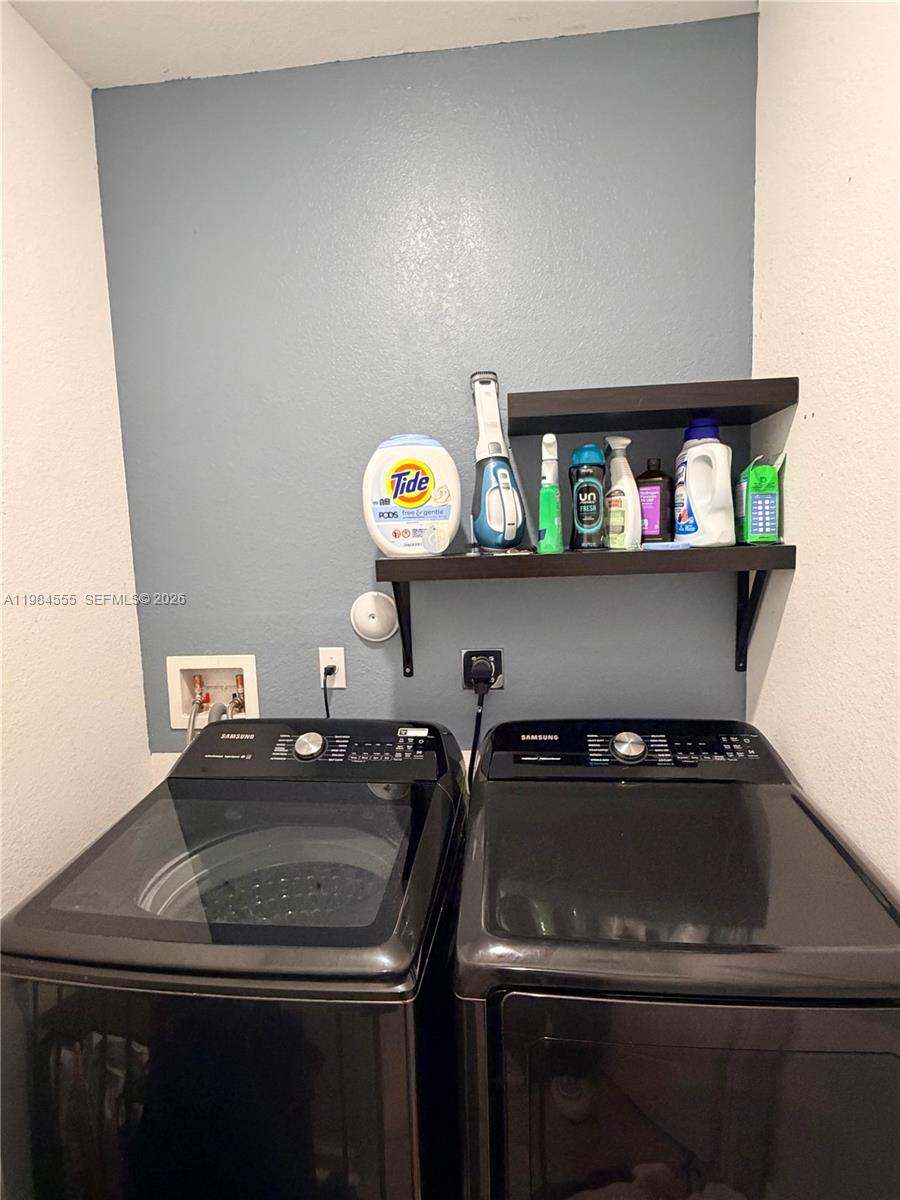 RESERVE AT EDGEWOOD - Residential Lease