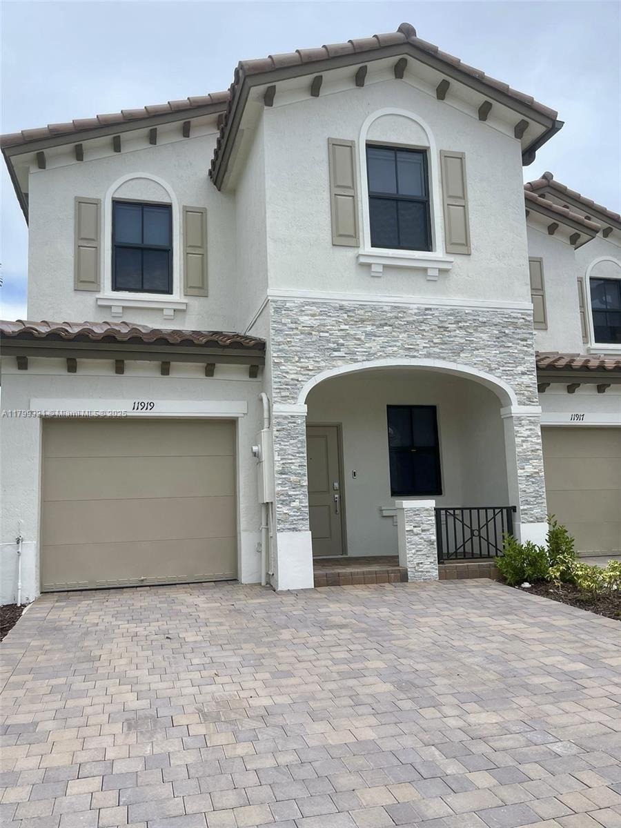 11919 Sw 247th Ter  , Homestead, Miami-Dade County, Florida - 3 Bedrooms  
3 Bathrooms - 