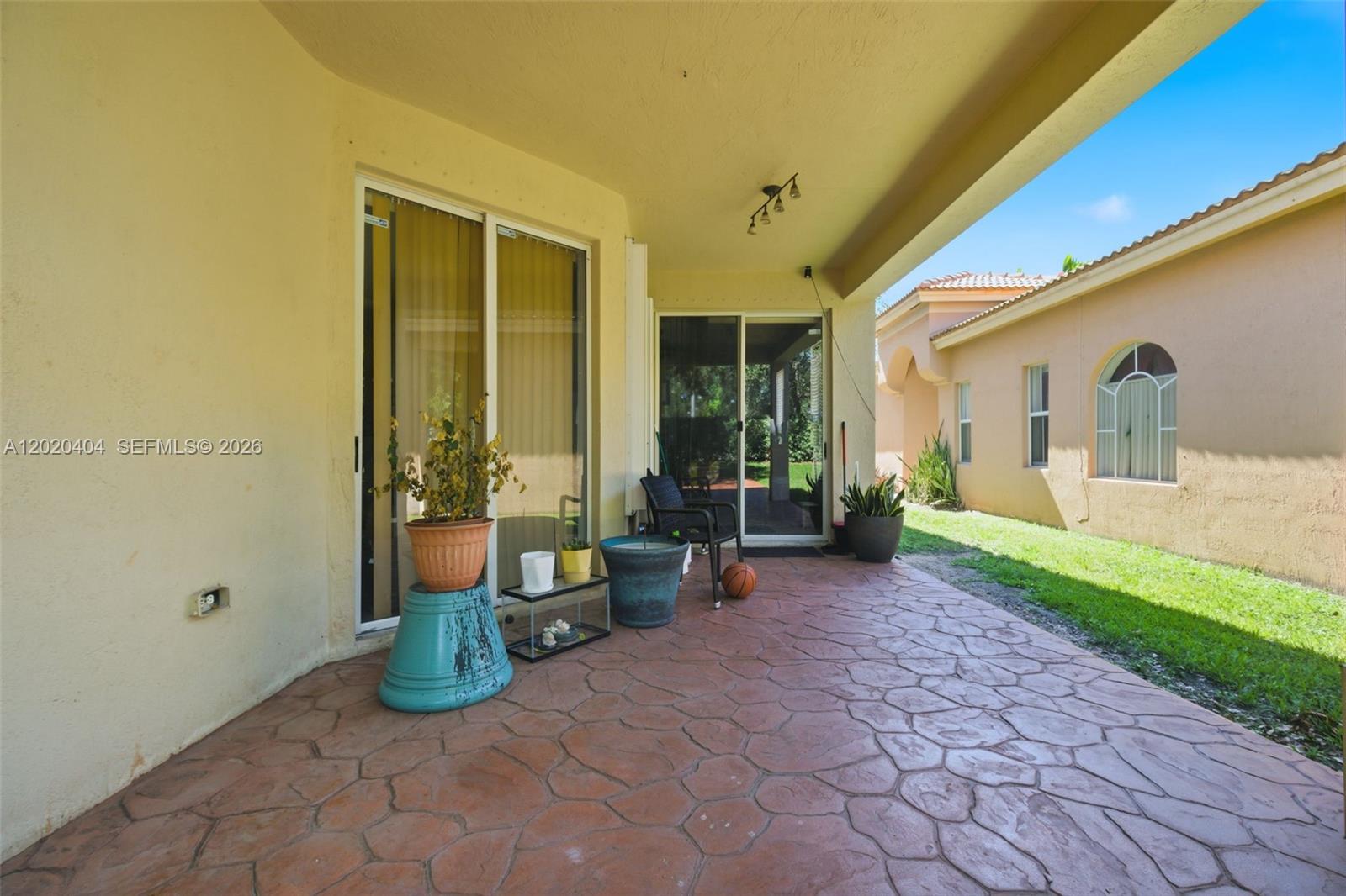 PORTOFINO POINTE - Residential