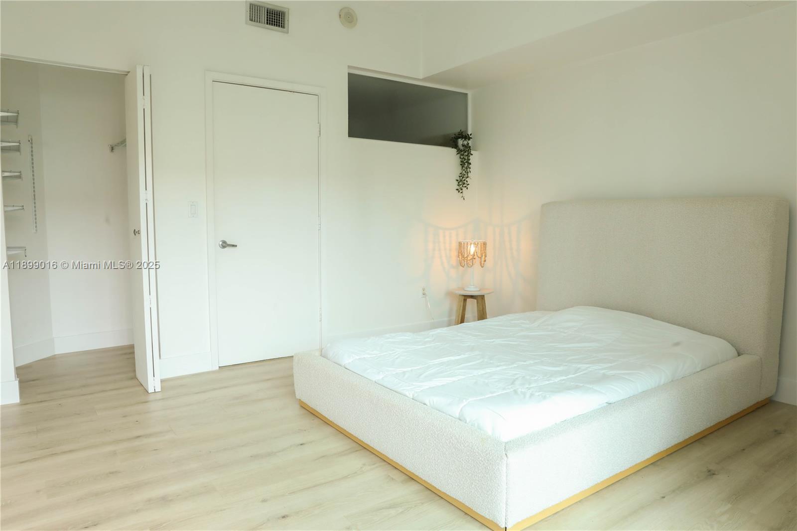 CITY 24 CONDO - Residential